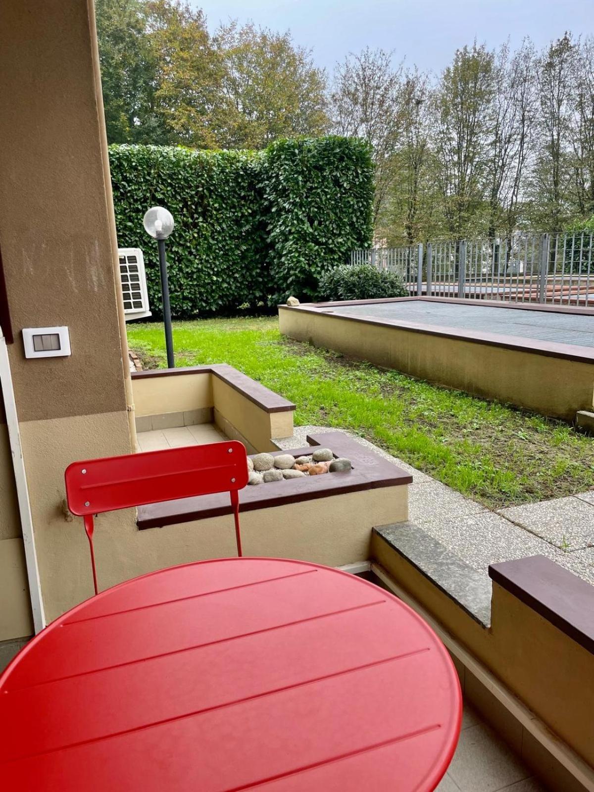 דירות פאביה 33 Borgo Ticino Lux Free Parking & Private Garden מראה חיצוני תמונה